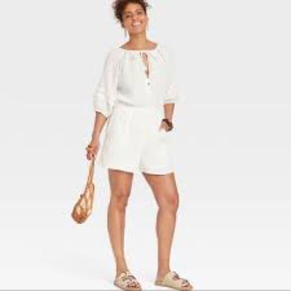 KNOX ROSE Gauzy Romper *NEW* - Picture 1 of 11